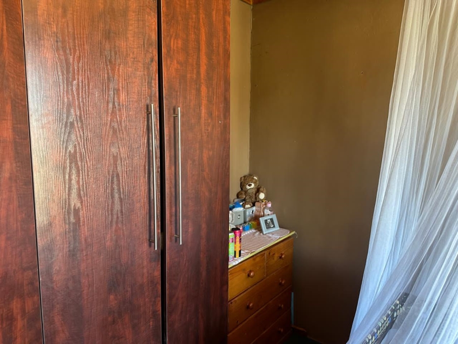 8 Bedroom Property for Sale in Oos Einde North West